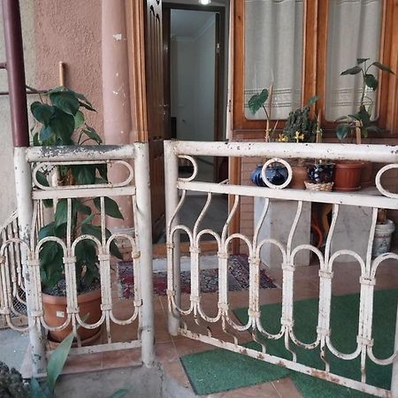 Sololaki Villa Tbilisi Buitenkant foto